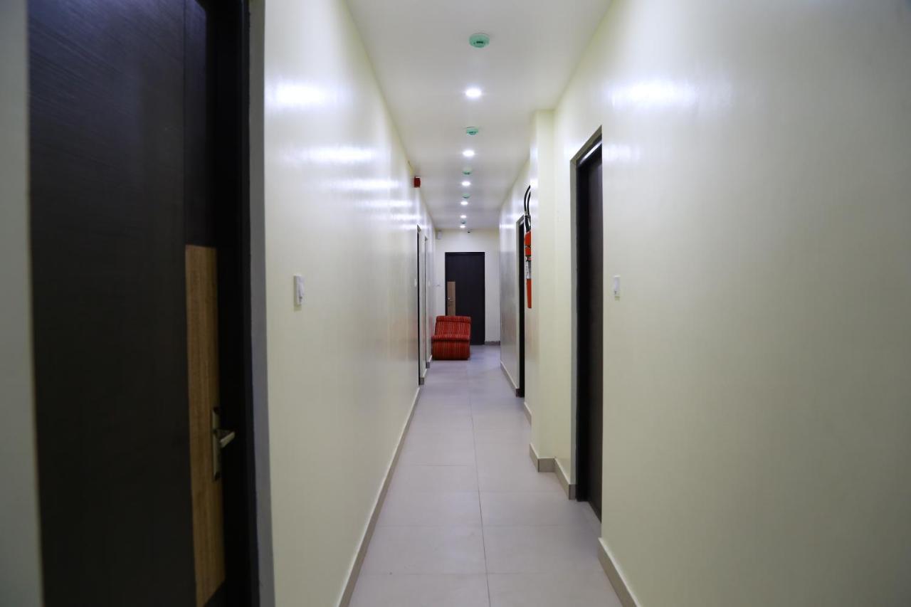 Hotel Landmark Port Blair Bagian luar foto